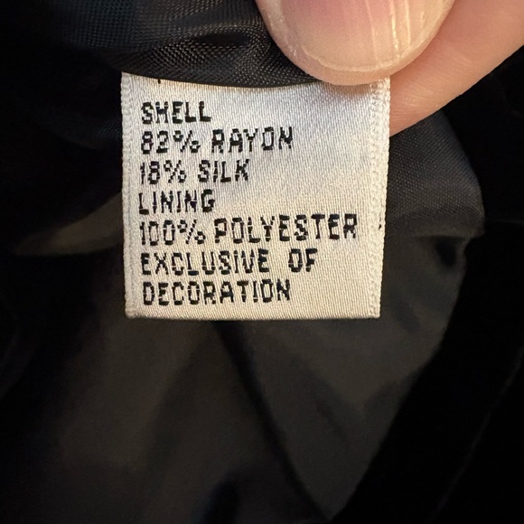 Talbots Vintage Black Velvet Top with Beaded Embellishments - Picture 4 of 5